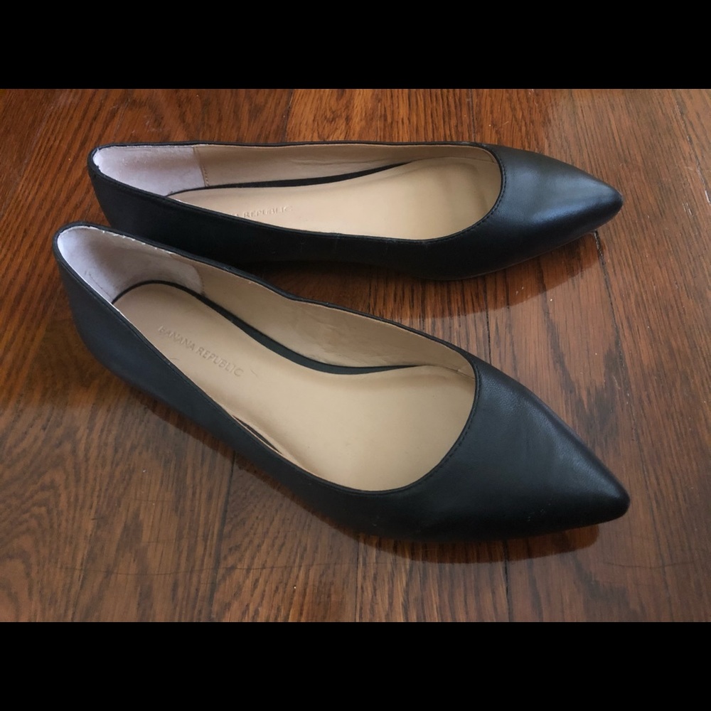 Banana Republic flats